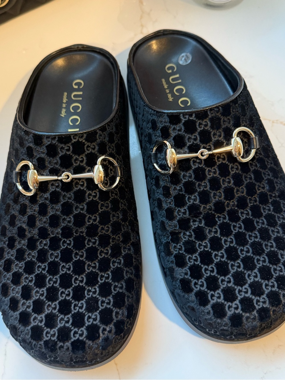 Gucci monogram slides - Picture 4 of 8